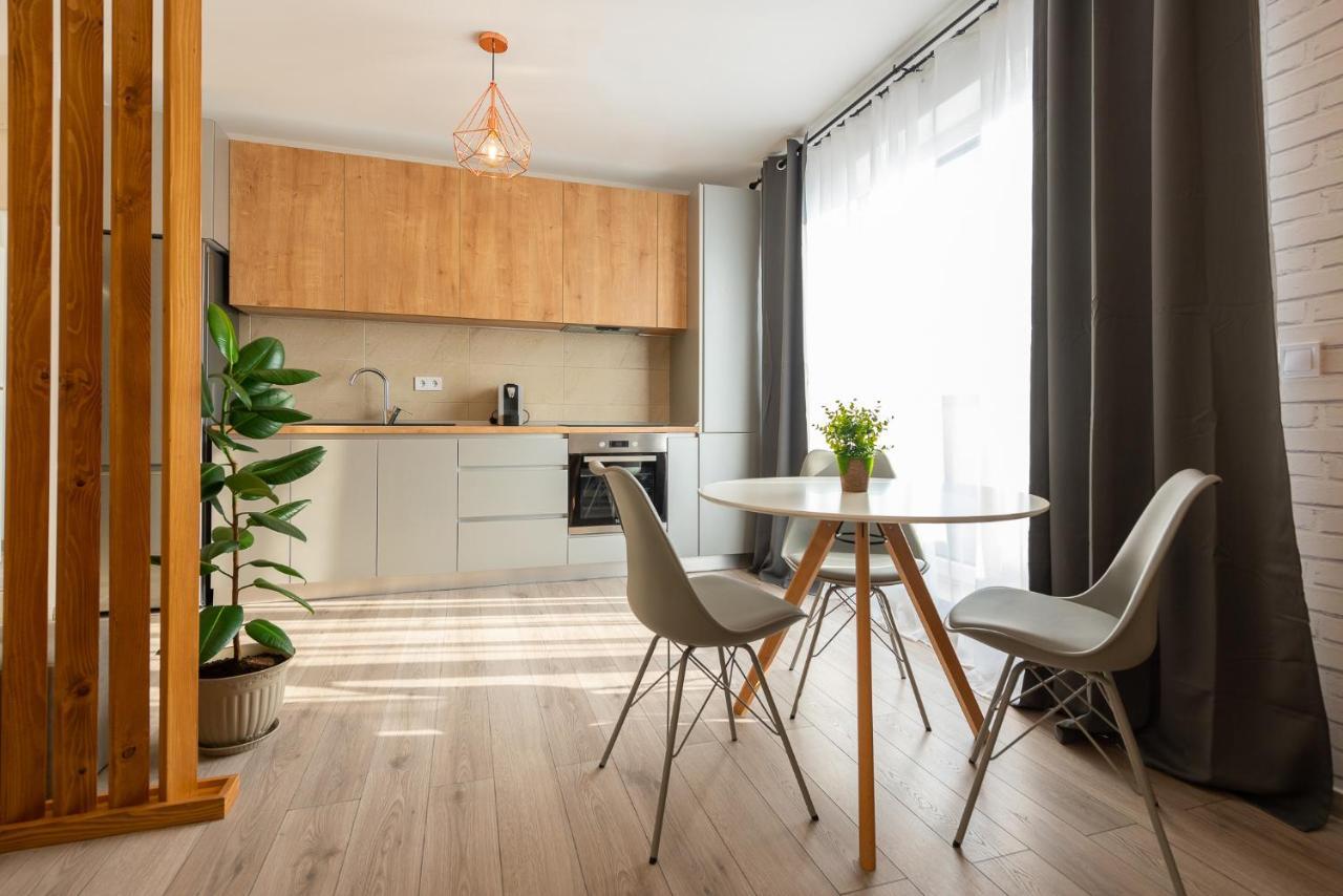 Art Apartment Târgu-Mureş Exteriör bild